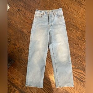 Levi’s Ribcage Straight Ankle 27 Straight Leg Jeans